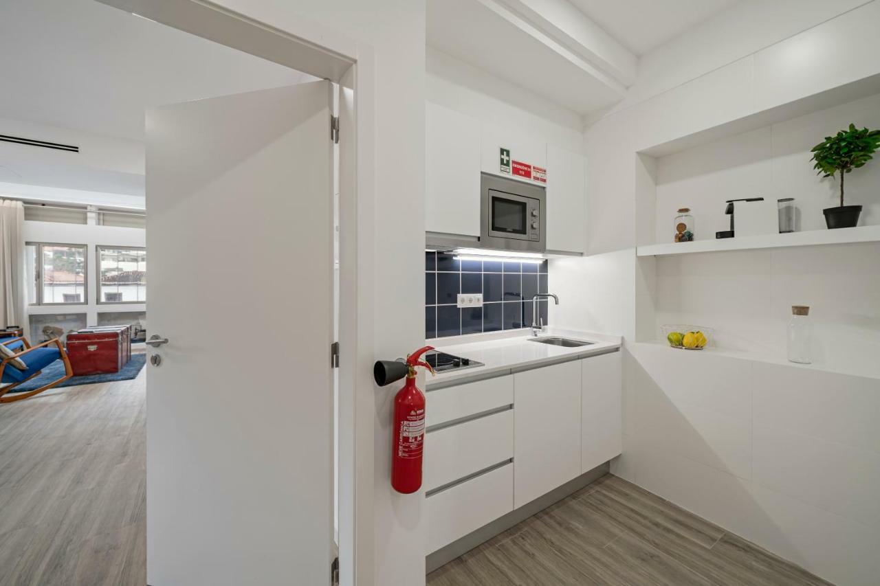 Drapes Design Apartments By An Island Apart Funchal (Madeira) Exterior foto